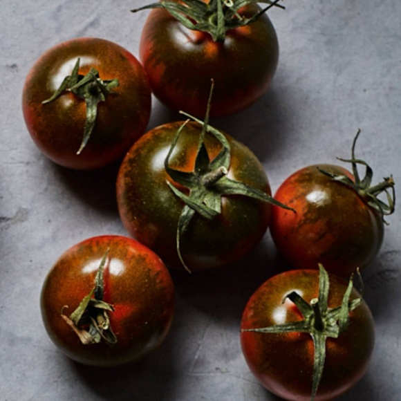 tomatovinenook